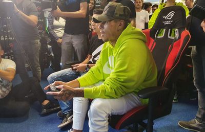 Florinel Coman a testat noul FIFA 20! Scor-surpriză cu care s-a terminat Academica Clinceni - FCSB + „Ovvy” i-a fost adversar