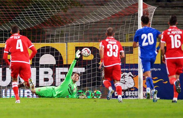 DINAMO - VOLUNTARI 2-1 // VIDEO „Spiderman” Piscitelli, nerăbădător înaintea derby-ului cu FCSB: ce așteptări și-a făcut italianul