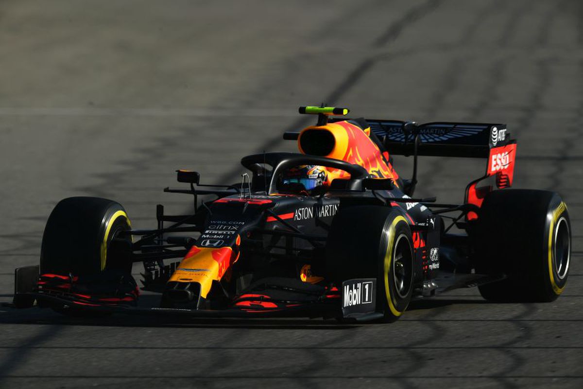 FOTO Valtteri Bottas, victorios la MP al Rusiei! Penalizat, Lewis Hamilton termină pe locul 3