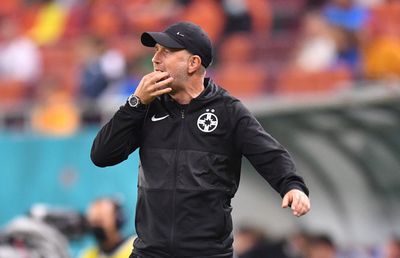 Bourceanu, fascinat de Edi Iordănescu: „Puțini antrenori fac ce face el în România! De asta avem probleme în Europa”