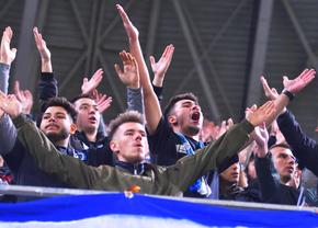Fanii CS Universitatea Craiova îi acuză pe oficialii FCU că vrea să-i „rărească” fanii la derby