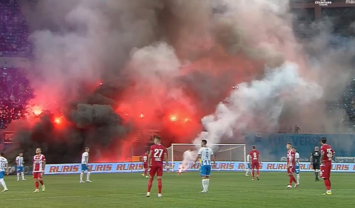 Fanii olteni s-au dat în spectacol în debutul disputei cu Dinamo! Ce s-a întâmplat în tribunele arenei „Ion Oblemenco”