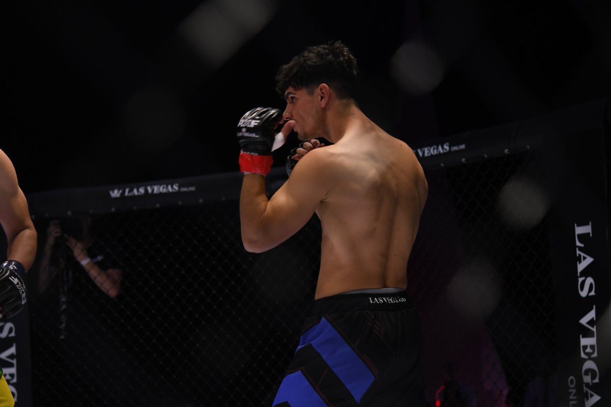 Ștefan Ciuculescu, victorie în lupta cu Marius Crăciun / FOTO: Facebook @RXFighting