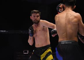 Ștefan Ciuculescu, fostul portar de la Steaua și Rapid, a intrat în ringul de MMA » Ce s-a întâmplat la lupta cu Marius Crăciun, de la RXF 42