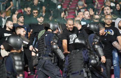 A venit nota de plată » Amenzile aplicate de jandarmerie după incidentele de la România - Bosnia