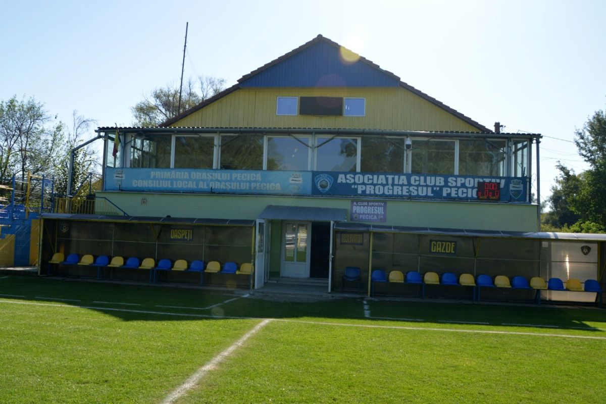 Pecica e în sărbătoare înainte de meciul Progresul - Petrolul Ploiești