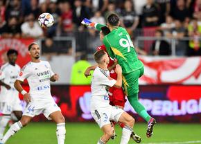 După Dinamo - Botoșani, reclamă tratamentul primit pe „Arc”: „Au aruncat după mine cu brichete, pahare, tot ce prindeau!”