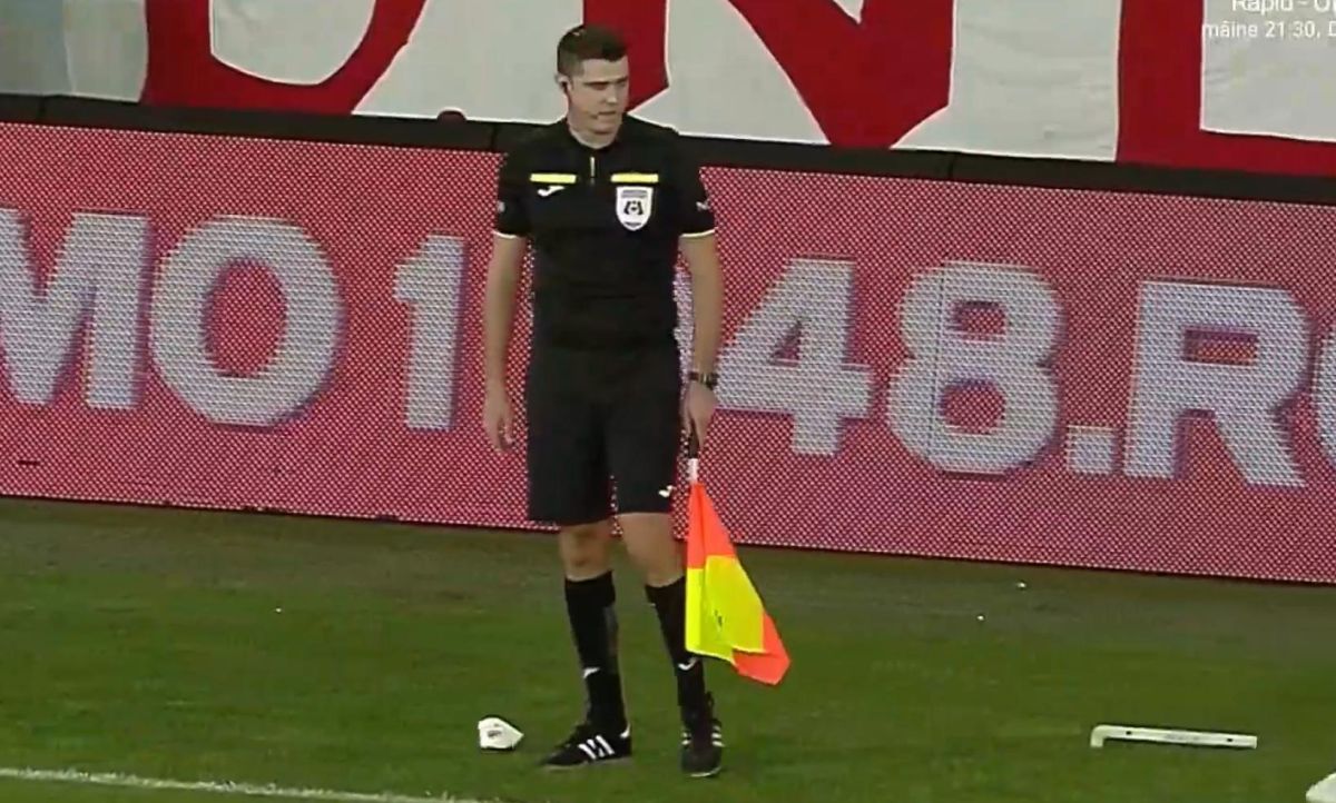 Pedeapsa primită de Dinamo pentru scaunul aruncat spre arbitru la meciul cu FC Botoșani