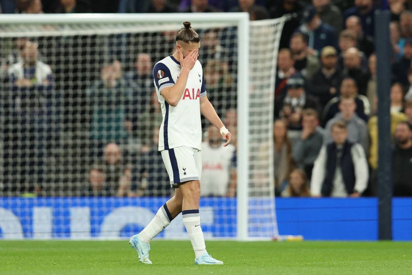 Radu Drăgușin a fost eliminat în Tottenham - Qarabag 3-0, runda inaugurală de Europa League / foto: Imago Images