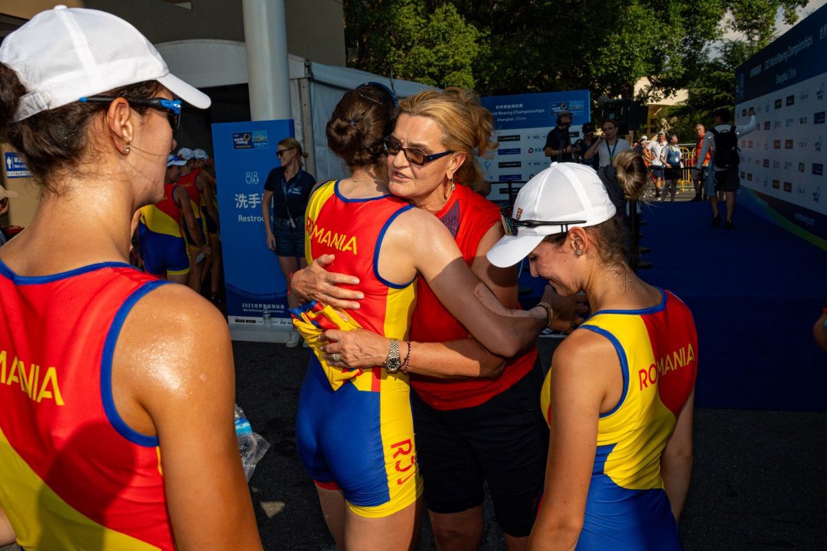 Reacțiile canotoarelor române după argintul mondial dulce-amar de la 8 plus 1: „Nu am crezut că o să-mi fie dor să mi se cânte imnul”