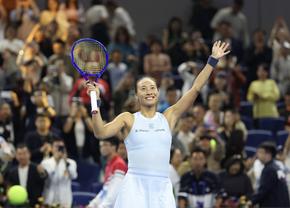 După aproape 3 luni de pauză, campioana olimpică a revenit pe teren: „Întoarcerea mea e plăcută pentru că primesc multe cadouri din partea fanilor”