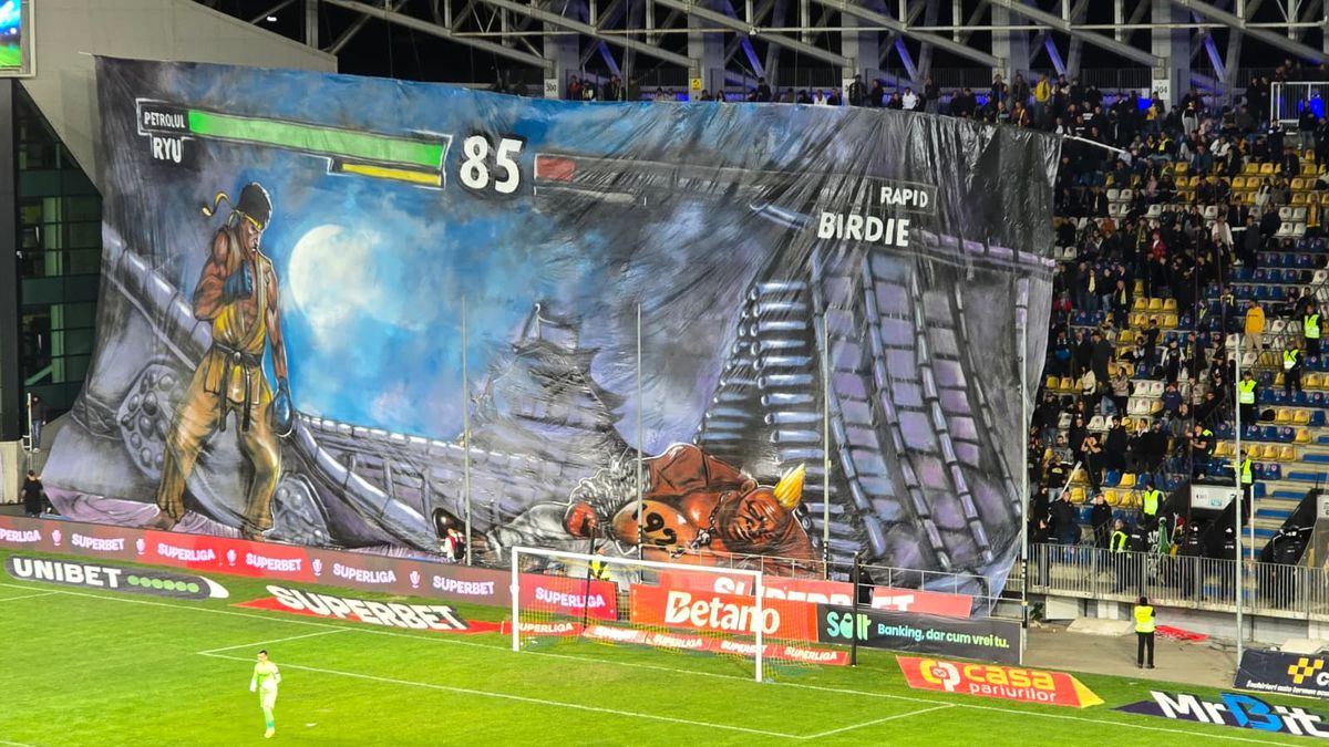 SHOW în startul partidei dintre Petrolul și Rapid » „Lupii”, coregrafie cu tentă rasistă + inspirație din „Războiul Stelelor”