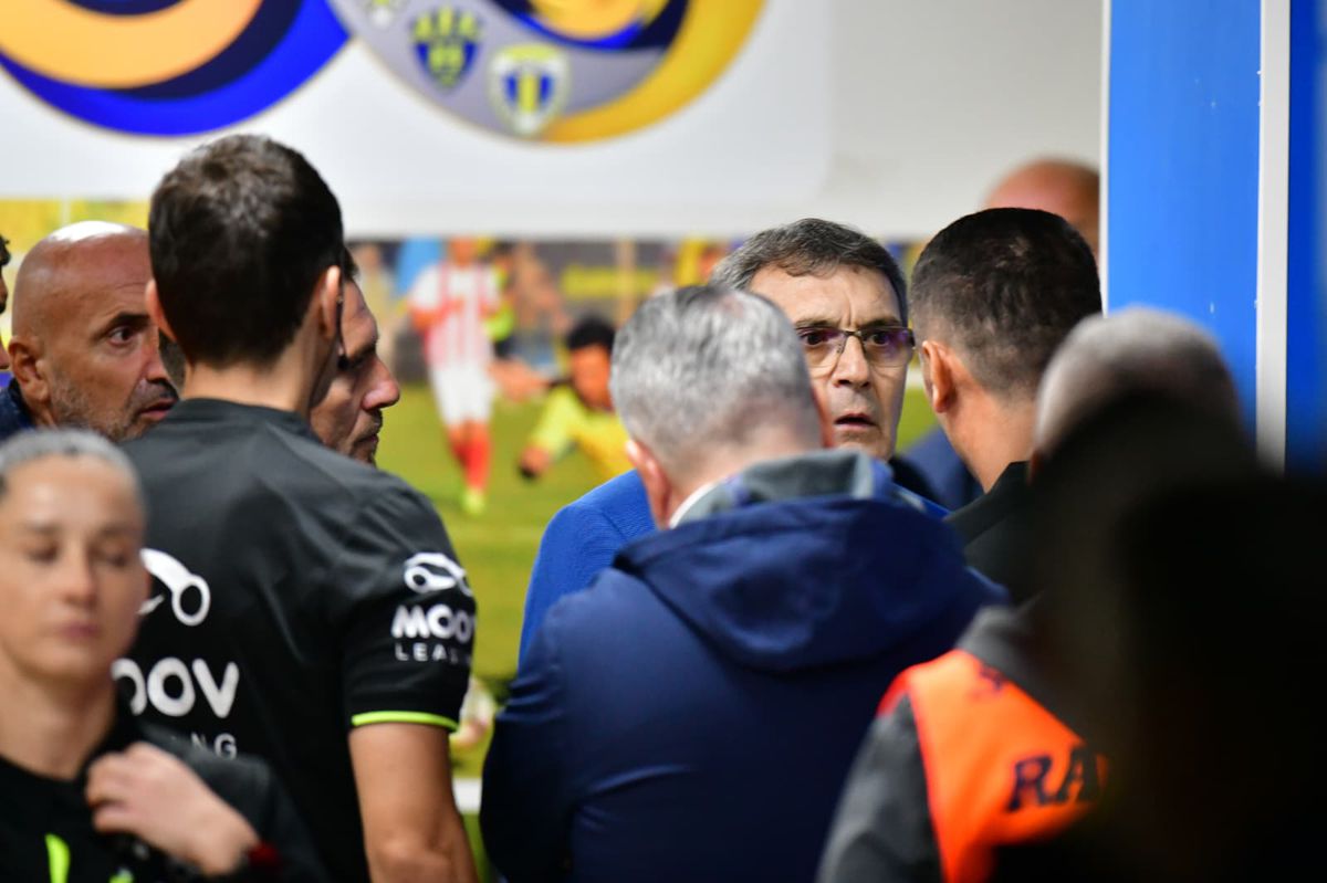 Eugen Neagoe, dialog încins cu Marcel Bîrsan în Petrolul - Rapid