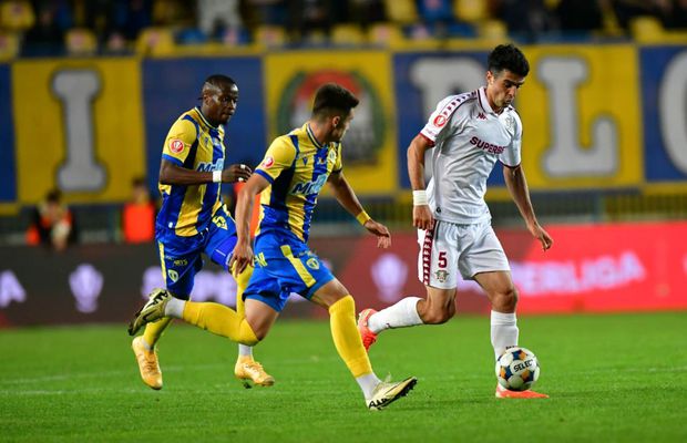 Rapid, victorie italienească în derby-ul cu Petrolul: fără șut pe poartă în repriza a doua » Cum arată clasamentul ACUM
