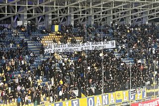 Toate mesajele galeriilor din Petrolul - Rapid » Ironie nemiloasă la adresa lui Dan Șucu