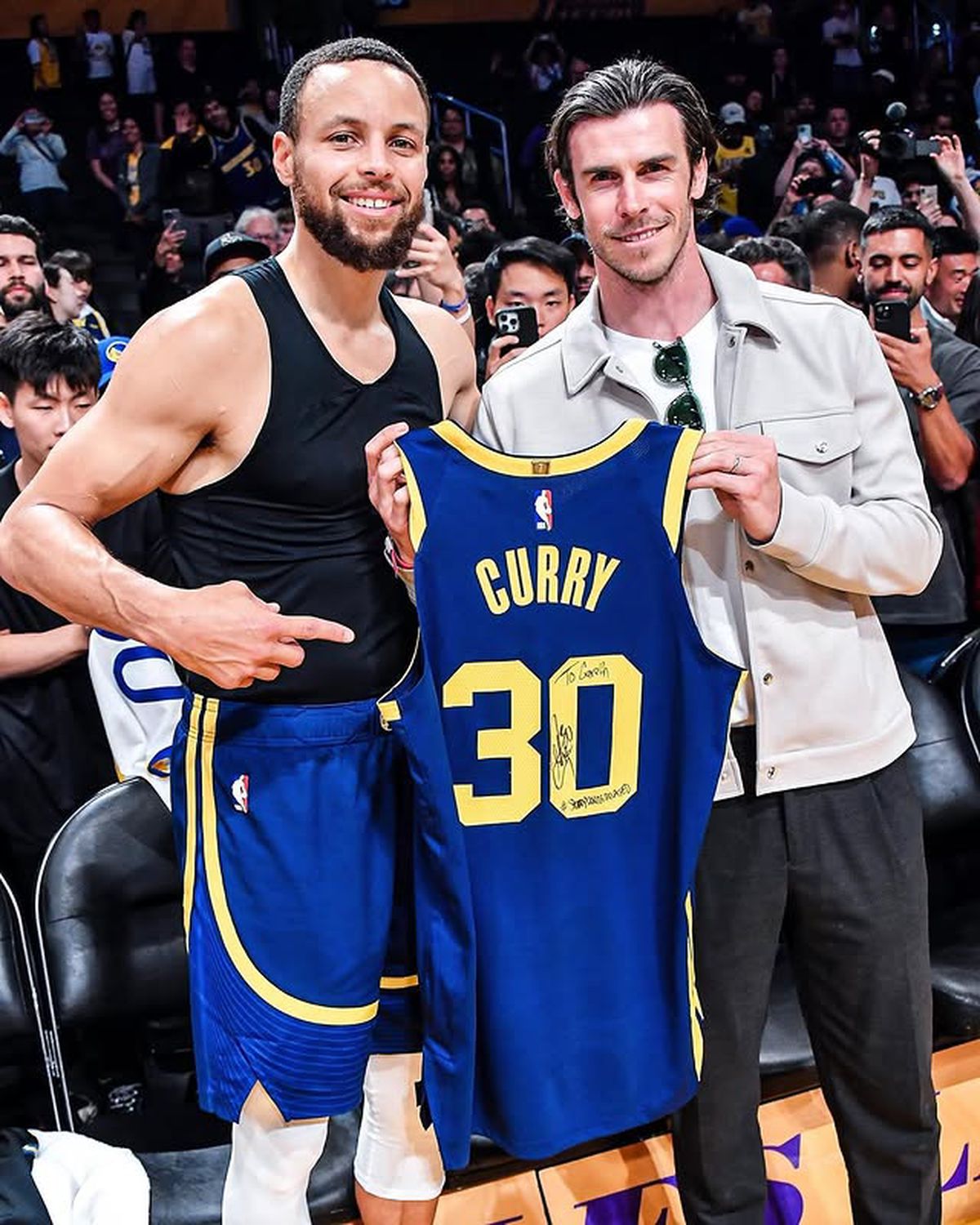 A câștigat 33 de milioane € pe sezon din fotbal și acum e îngrozit că rămâne fără bani!