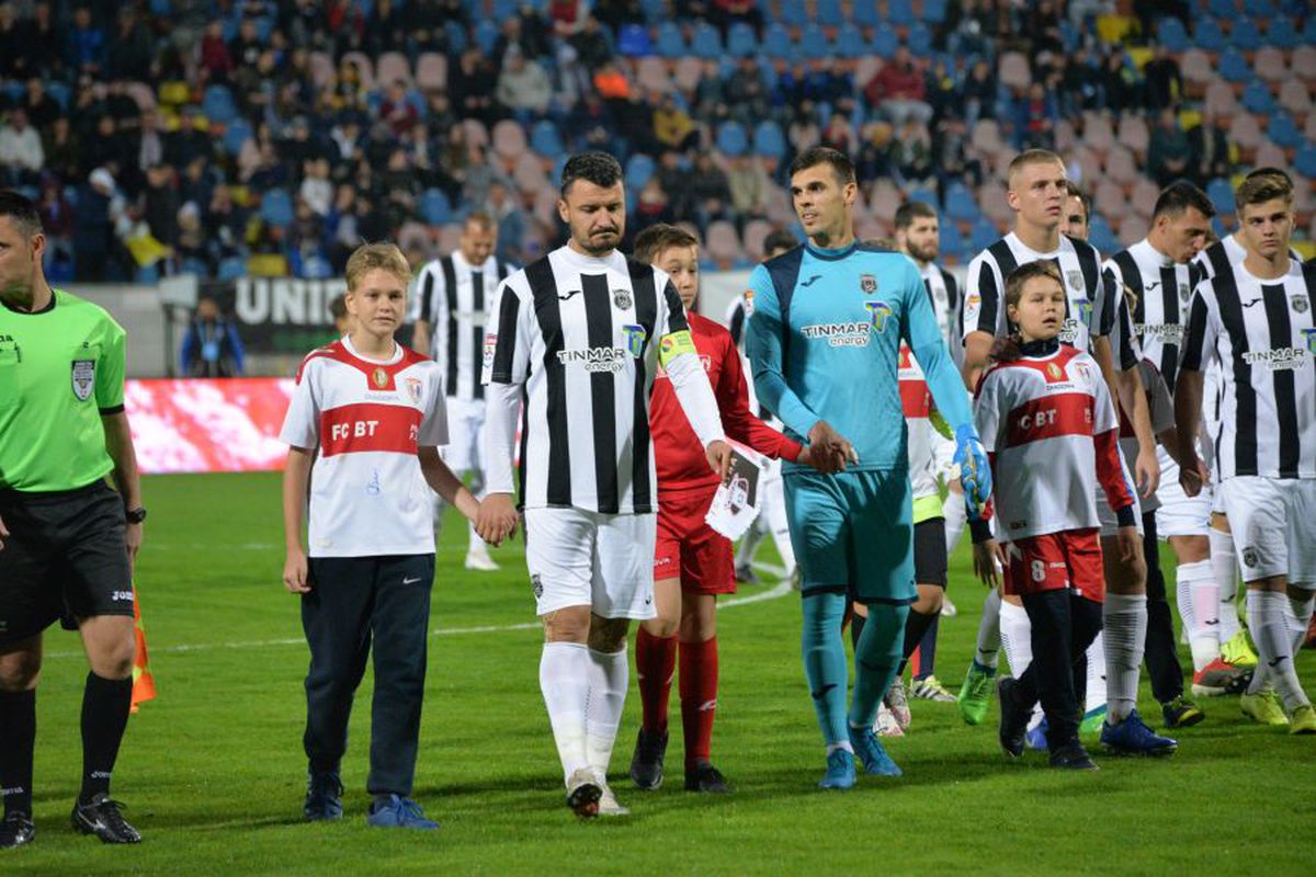 FC BOTOȘANI - ASTRA 1-2 // VIDEO+FOTO » Cronică de Remus Răureanu: Muncitori și salvatori