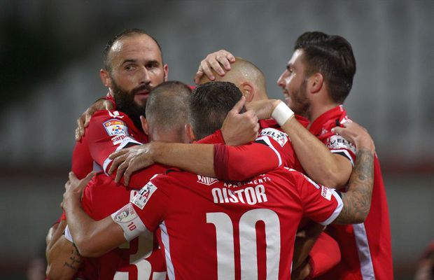 DINAMO - VIITORUL 3-2 // 3 observații după meciul etapei: de ce „câinii” nu trebuie să desfacă șampania, ce ne învață FCSB și Dinamo + despre surprizele din „jobenul” lui Hagi