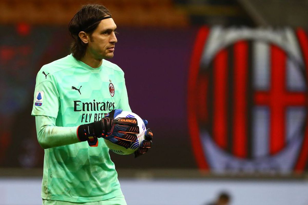 „Mamma mia, ce dezastru!” » Fanii lui Milan și-au pus mâinile-n cap după debutul lui Tătărușanu. Ce a spus antrenorul „diavolilor”