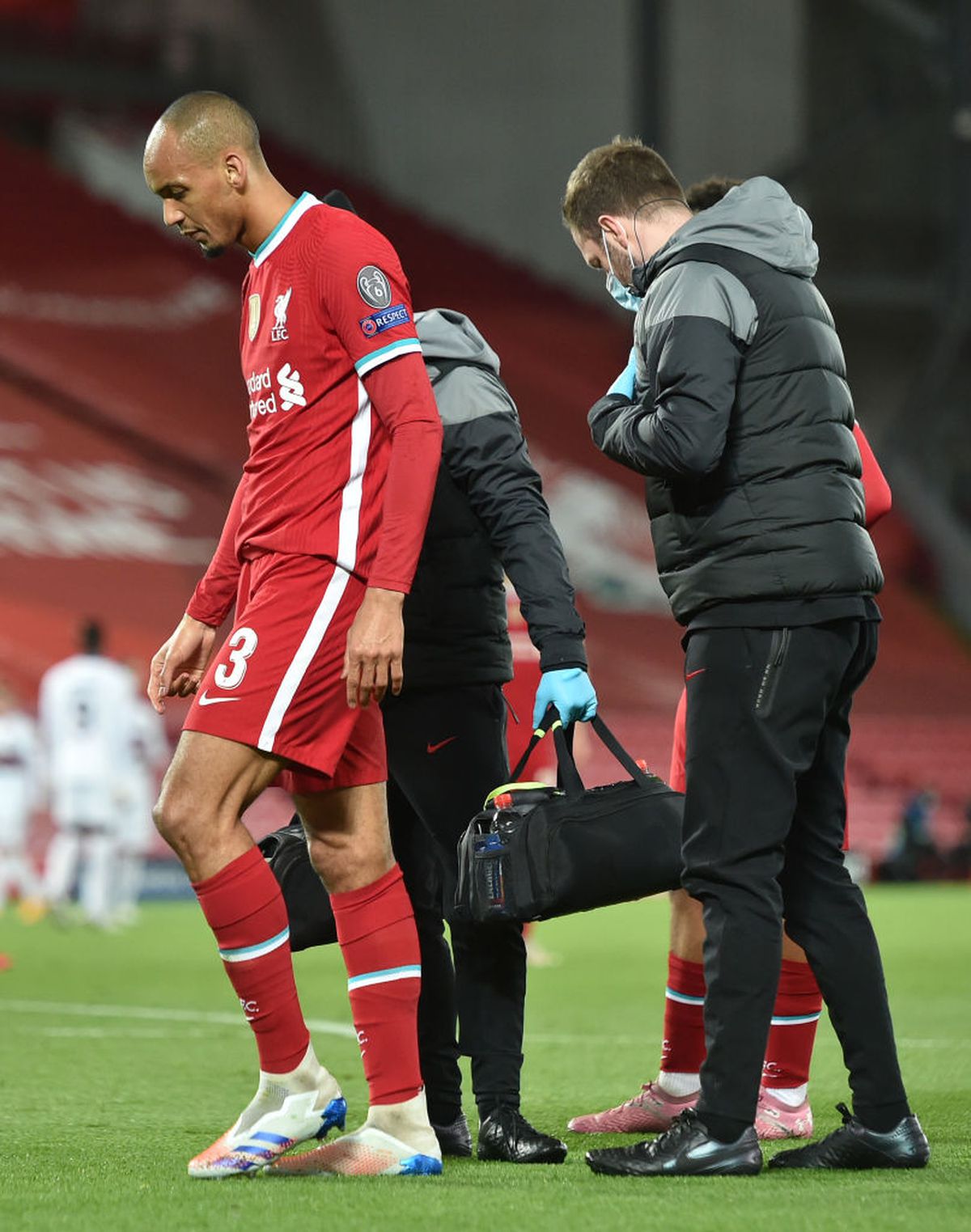 Fabinho  s-a accidentat în Liverpool - Midjylland