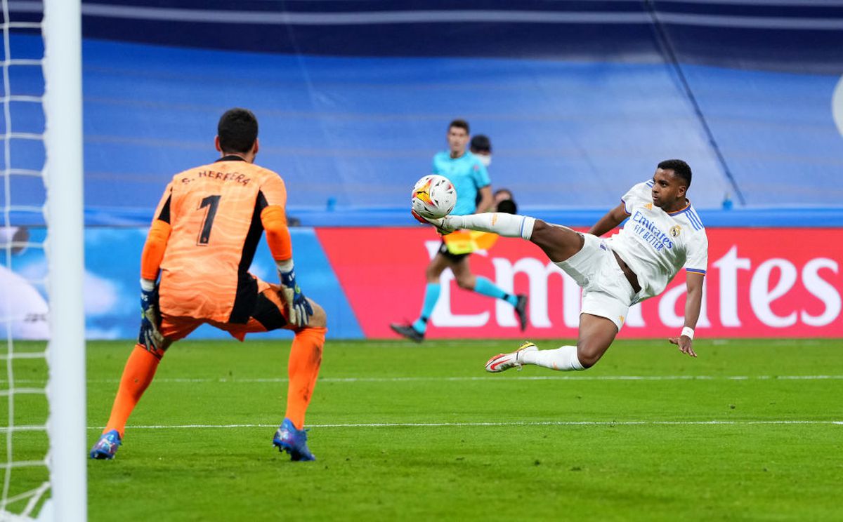 Nebunie în La Liga! Real Madrid, încurcată de Osasuna » 4 echipe împart primul loc