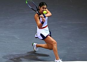 „Talent genial și forță mentală!” » Omul cu 50 de ani de experiență în tenis, fascinat de Emma Răducanu: „Mă bucur că tatăl ei a făcut o asemenea investiție!”