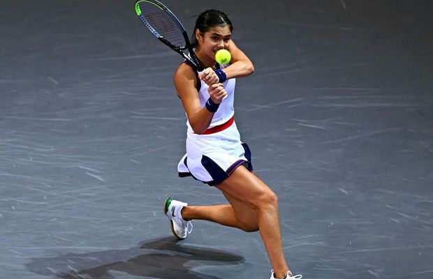 „Talent genial și forță mentală!” » Omul cu 50 de ani de experiență în tenis, fascinat de Emma Răducanu: „Mă bucur că tatăl ei a făcut o asemenea investiție!”