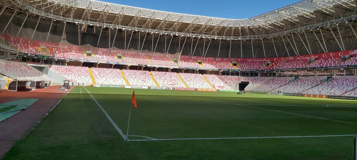 „Google translate”, rege într-o lume frumoasă și specială » Atmosfera din Sivas, înainte de meciul cu CFR Cluj