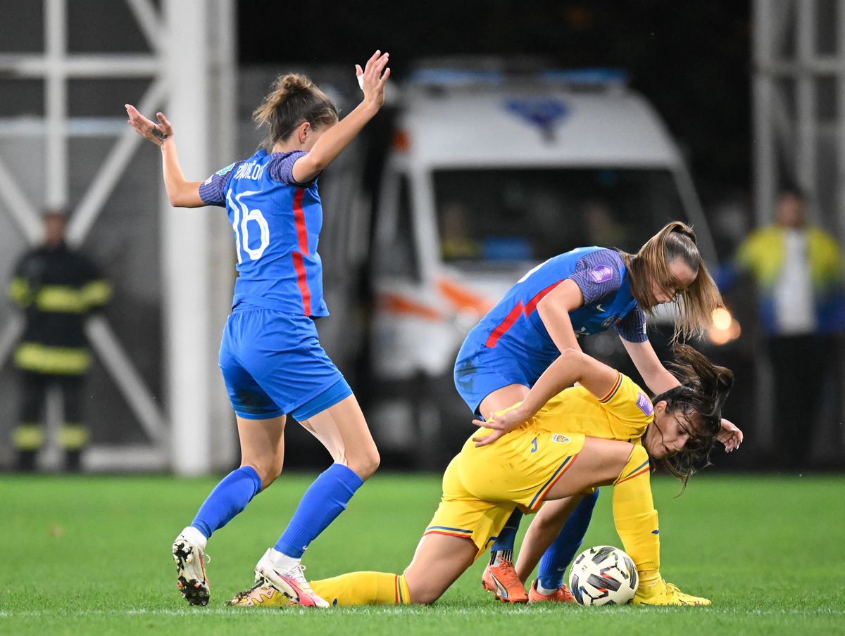 România - Slovacia / fotbal feminin