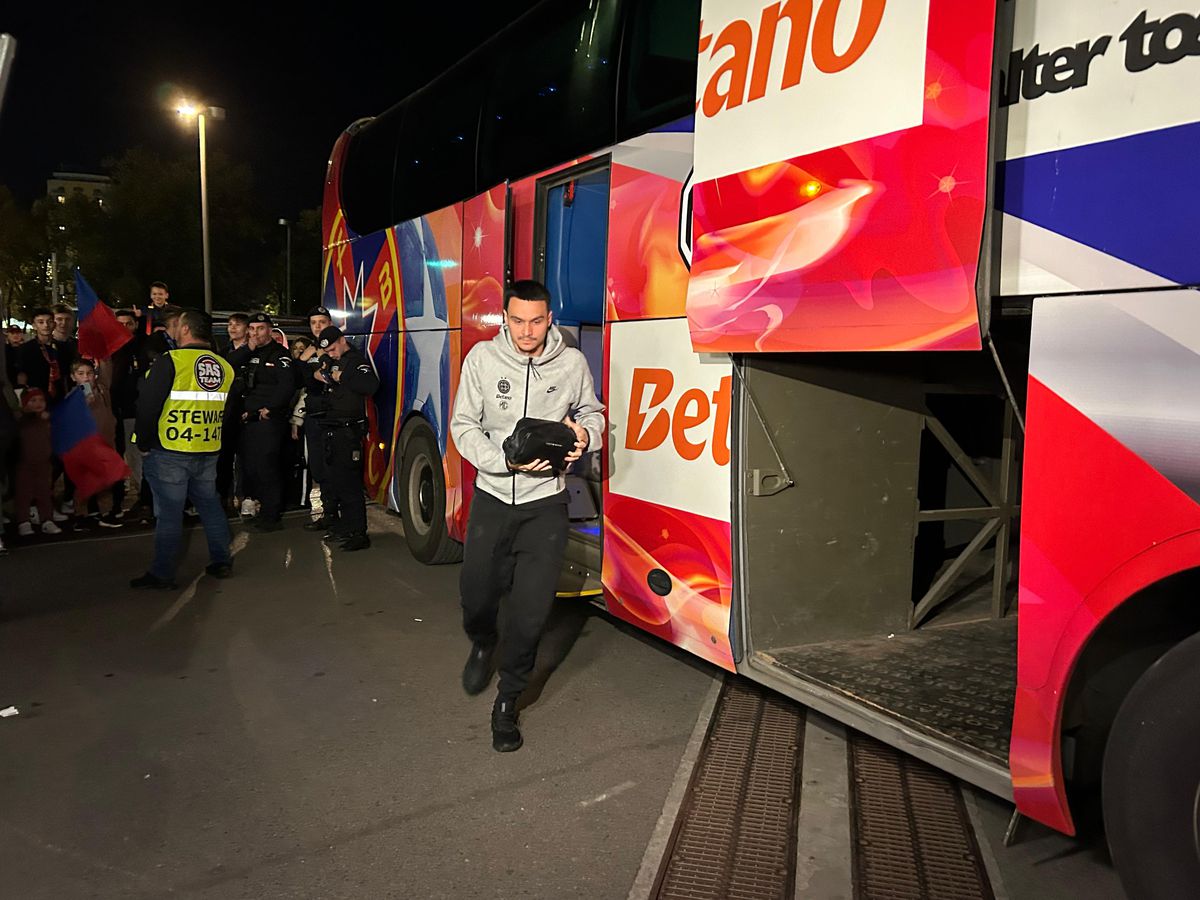 FCSB - Rapid » Campionii au ajuns la Arenă