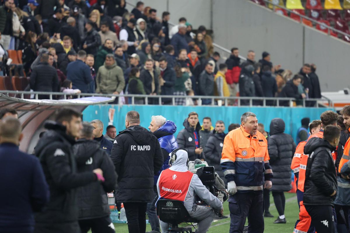 Conflict între Șumudică și Charalambous la finalul derby-ului dintre FCSB și Rapid » Ce s-a întâmplat în drum spre vestiare