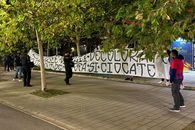 Războiul mesajelor la Arena Națională, înainte de FCSB - Rapid: banner-ul jignitor al roș-albaștrilor și mesajul interzis al galeriei rapidiste