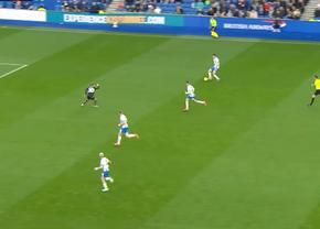 Fază de povestit nepoților în Premier League » În minutul 93, gazdele atacau 4 la 1: incredibil ce s-a întâmplat 11 secunde mai târziu