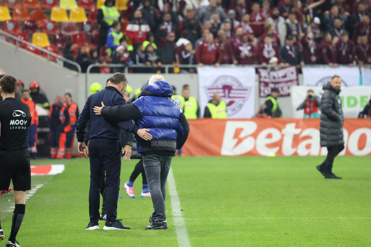 Conflict între Șumudică și Charalambous la finalul derby-ului dintre FCSB și Rapid » Ce s-a întâmplat în drum spre vestiare