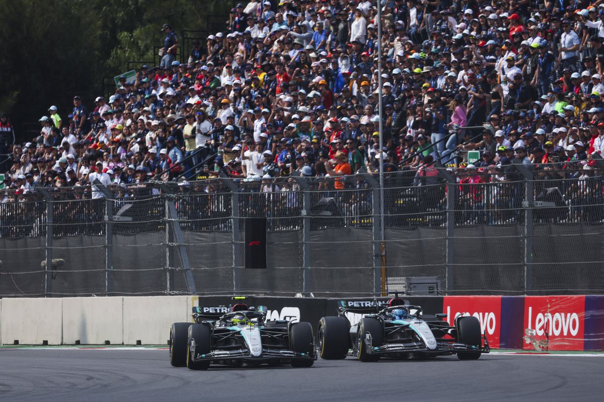 Carlos Sainz câștigă o cursă DRAMATICĂ în Mexic » Verstappen, dublă penalizare! Lando se apropie de olandez