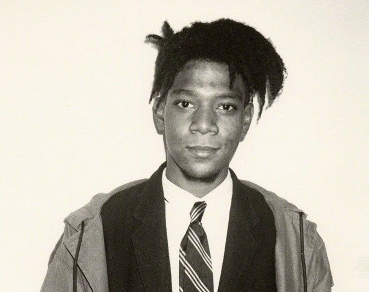 Jean-Michel Basquiat, figură complexă a cărei viață a îmbinat triumful cu tragedia