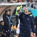 Mihai Stoica le-a cerut suporterilor de la FCSB să nu mai arunce materiale pirotehnice în teren / Foto: Ionuț Iordache GSP