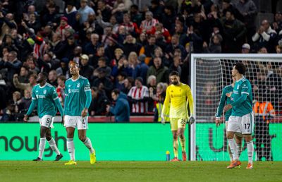 Experții sunt unanimi într-o singură privință: „Liverpool e în criză!”