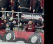 Imagini virale în Giulești! A venit cu bunica la meci și a fluturat eșarfa în galerie: reporterul GSP a surprins cele mai tari cadre