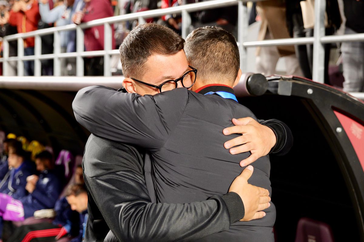 Rapidiștii rămân cu picioarele pe pământ: „Nici nu vreau să exagerez să spun că am încredere până în nori”