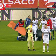 Narcis Ilaș s-a accidentat în FC Botoșani - Hermannstadt. FOTO: captură Prima Sport