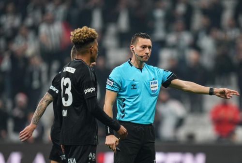 Fotbalul este zguduit de un scandal monstru legat de pariurile puse de abitri