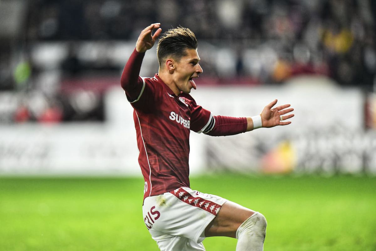 Ce s-a întâmplat pe gazon, imediat după Rapid - Unirea Slobozia » Giuleștenii s-au „bucurat” cu trivialități la adresa lui Rădoi și a FCSB: gestul lui Costel Gâlcă a fost elocvent