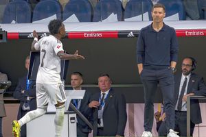 Paradox Real: „nașul” Barcelonei și liderul detașat este în focuri la Madrid! » A pierdut Xabi Alonso vestiarul?