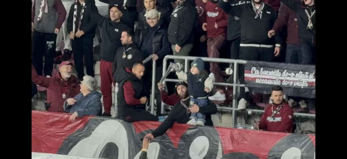 Imagini virale în Giulești! A venit cu bunica la meci și a fluturat eșarfa în galerie: reporterul GSP a surprins cele mai tari cadre