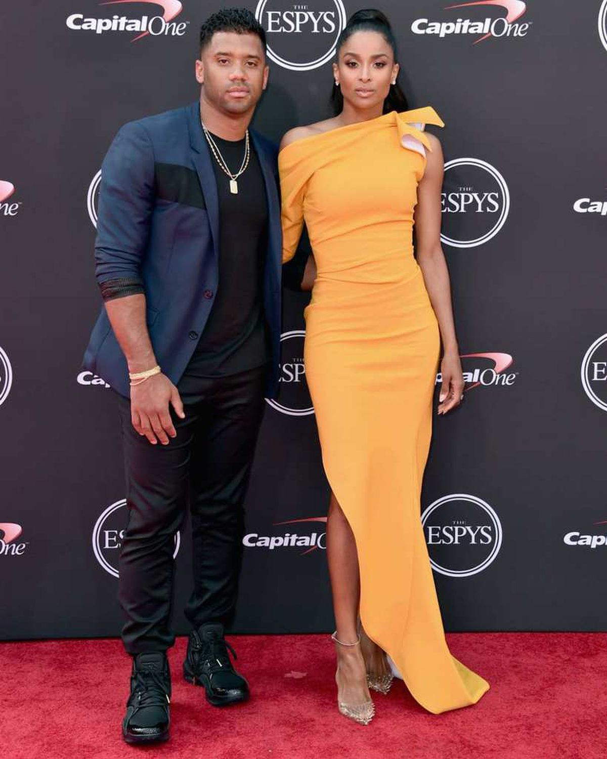 FOTO Iubitele sportivilor din NFL sunt super WOOOW! Cele mai sexy WAGS din fotbalul american