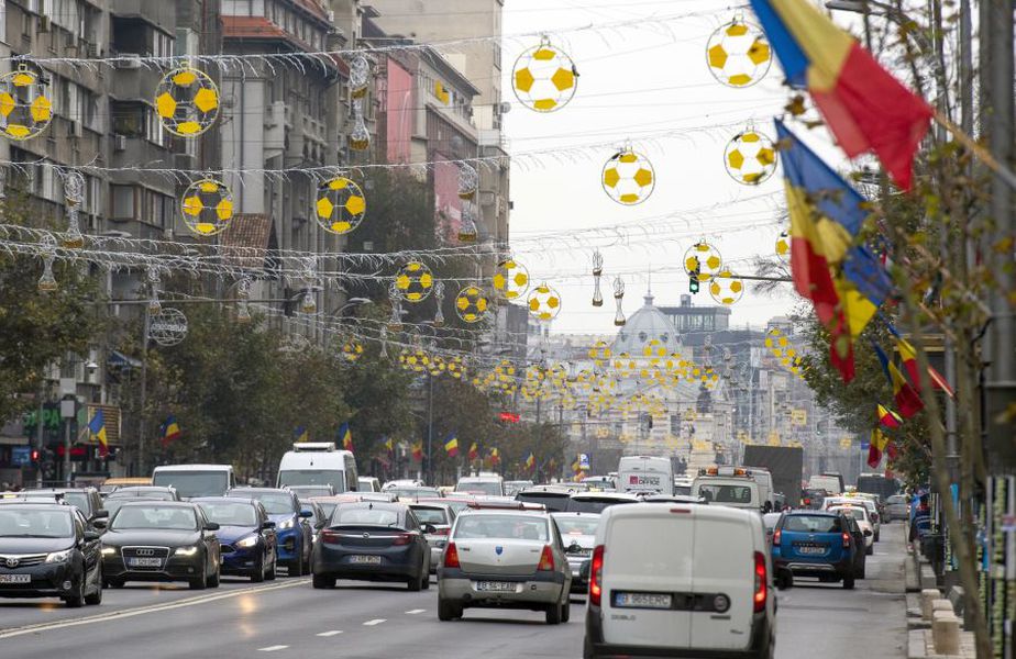 ornamente craciun 2020 EURO 2020 // GALERIE FOTO și VIDEO Bucureștiul a intrat în febra 