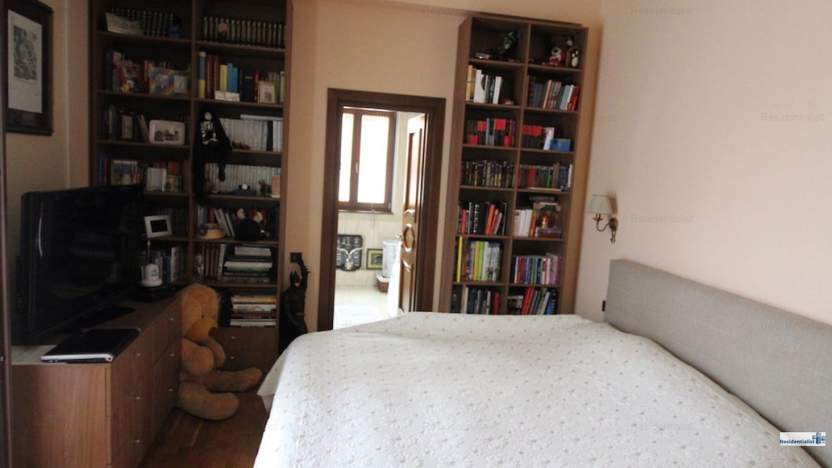 FOTO Ioan Andone a crezut că a dat lovitura cu casa vândută lui Gabi Oprea! Fostul vicepremier a scos acum „Sufrageria” la vânzare la un preț astronomic