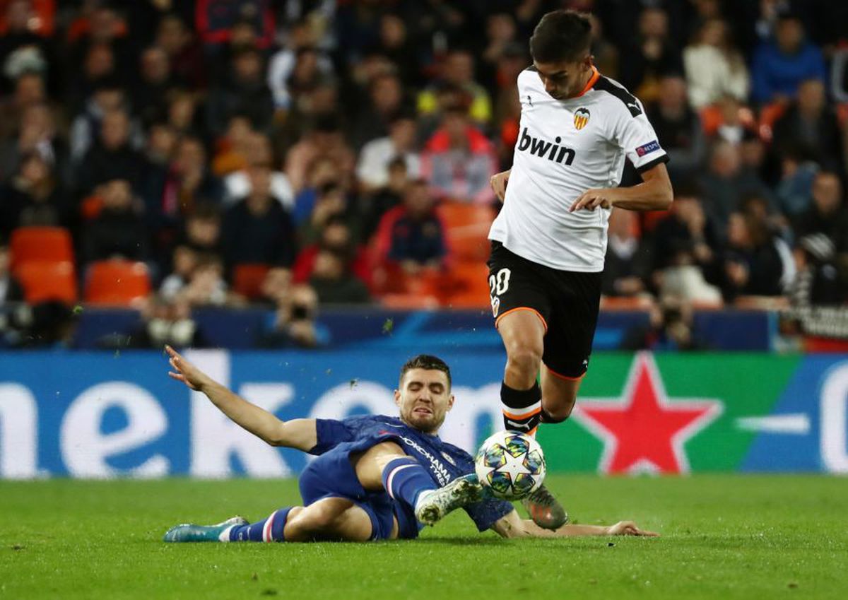 CHAMPIONS LEAGUE // VIDEO + FOTO Leo Messi, show contra Borussiei! Hagi a jucat doar 10 minute + Slavia lui Stanciu, învinsă de Inter » Cei doi români, OUT din Europa! Toate rezultatele serii