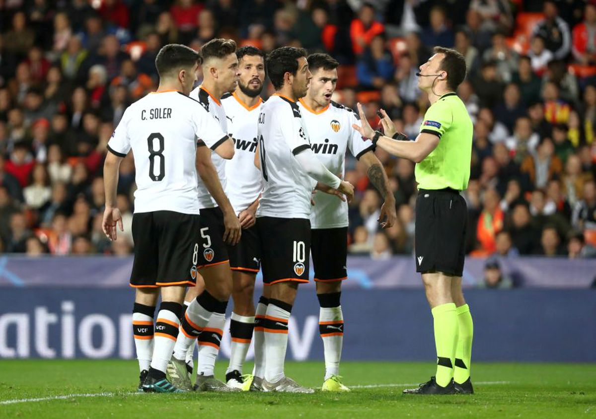 CHAMPIONS LEAGUE // VIDEO + FOTO Leo Messi, show contra Borussiei! Hagi a jucat doar 10 minute + Slavia lui Stanciu, învinsă de Inter » Cei doi români, OUT din Europa! Toate rezultatele serii